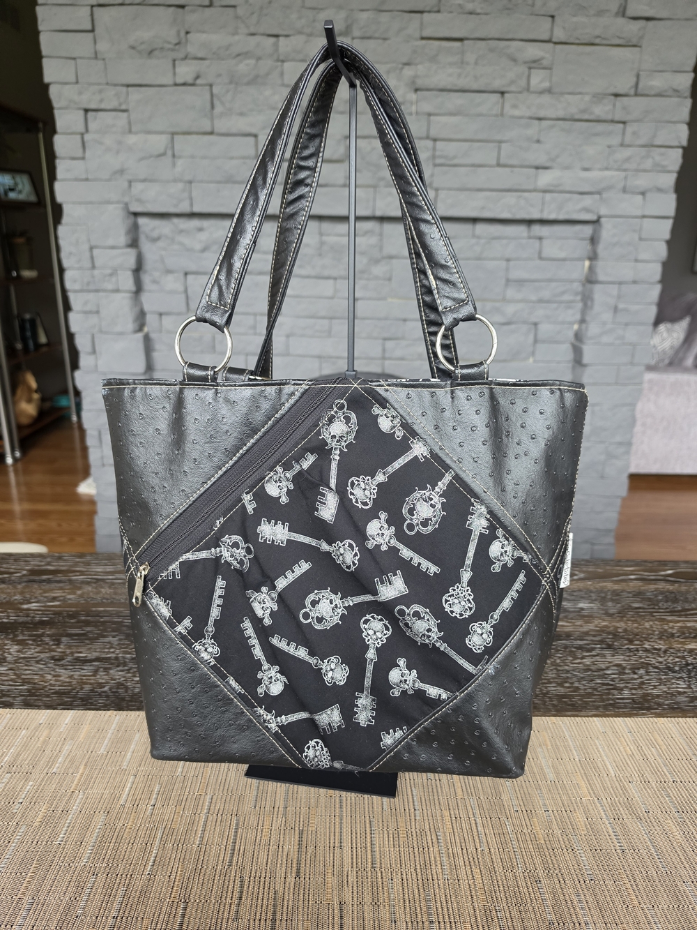 Black Skeleton Key-Print Tote Bag